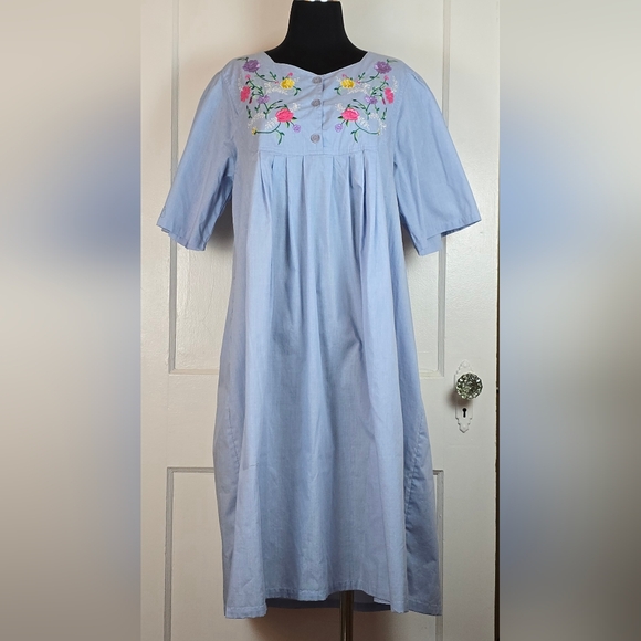 Grenada Dresses & Skirts - Grenada Blue Embroidered Cottagecore Granniecore Dress with Pockets Large